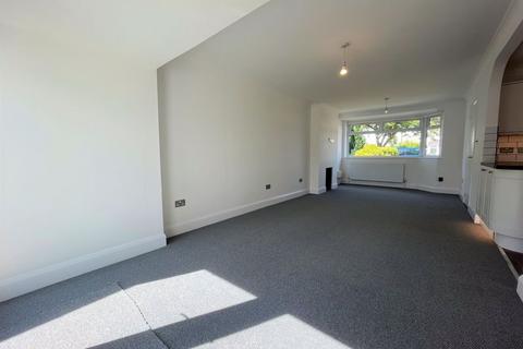 2 bedroom bungalow to rent, Merriville Road, Cheltenham GL51