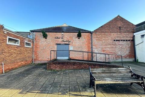 Shop for sale, Heaton Street, Gainsborough