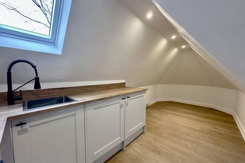 2 bedroom flat for sale, Poole Road, Poole BH12