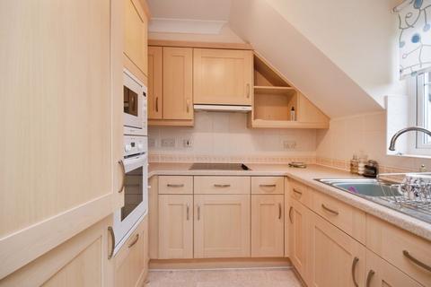 1 bedroom retirement property for sale, Cardiff Road, Cardiff CF5