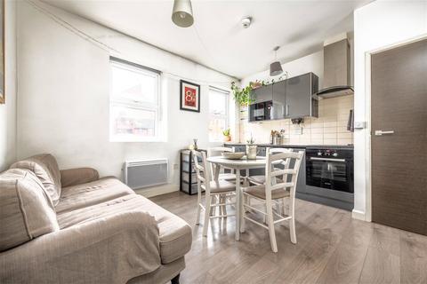 1 bedroom apartment to rent, London SW15