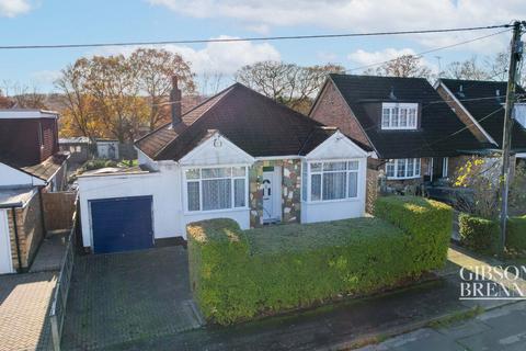 3 bedroom detached bungalow for sale, Tyler Avenue, Basildon, SS15