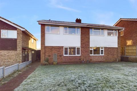 3 bedroom semi-detached house for sale, Linnet Close, Abbeydale, Gloucester