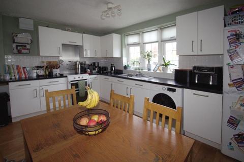 4 bedroom semi-detached house for sale, Manor close, Langtoft, PE6 9NB