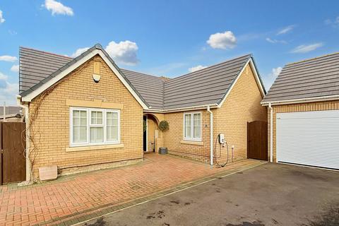 3 bedroom detached bungalow for sale, Juniper Close, Doddington, PE15