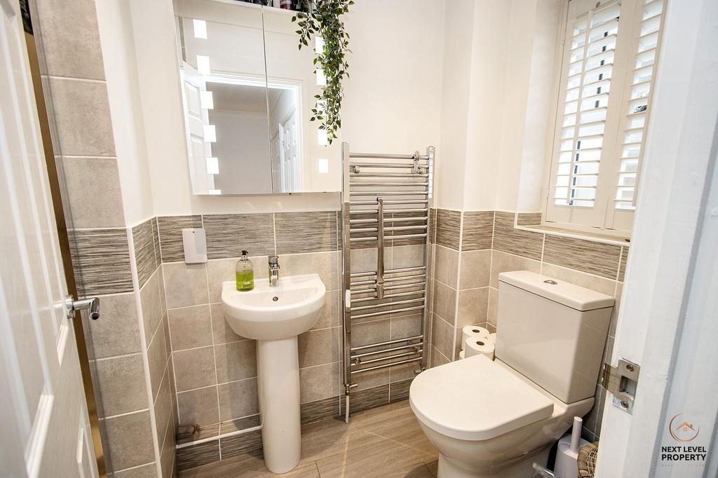 En-Suite Shower Room
