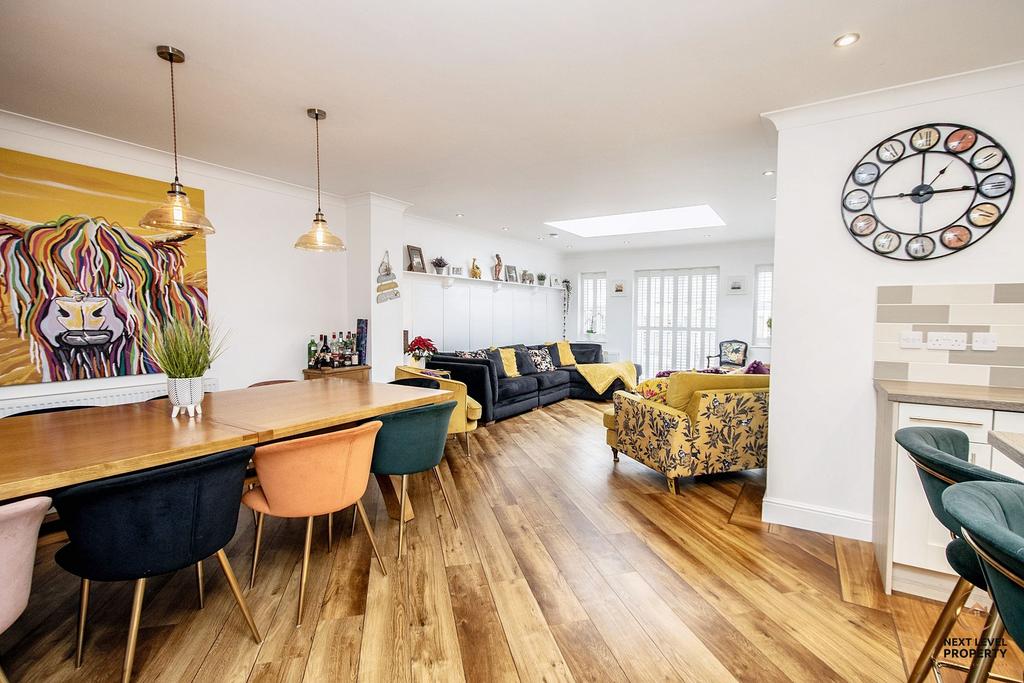 Kitchen/Diner &amp; Living Area