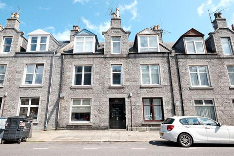 1 bedroom flat to rent, Albyn Grove, Top Left, AB10