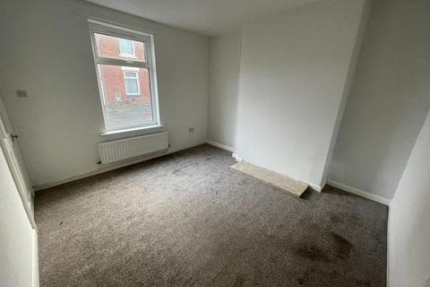 2 bedroom terraced house to rent, Tenth Street, Hartlepool TS27