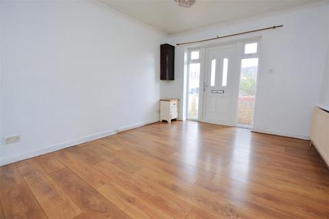 27 Kennet Square, Mitcham, CR4 3RR