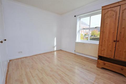 27 Kennet Square, Mitcham, CR4 3RR