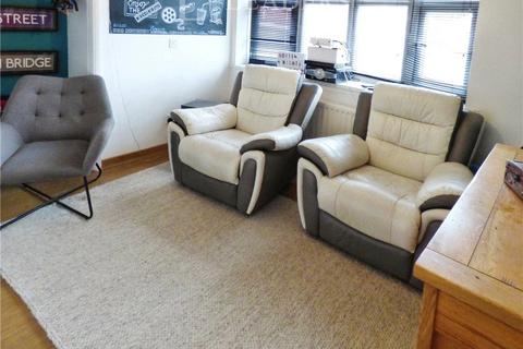 2 Forge Close, Bursledon, Southampton, SO31 8GR