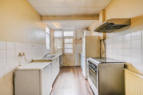 186 Boston Manor Road, Brentford, TW8 9LL