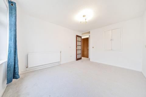 1 bedroom maisonette for sale, Waterside Close, Northolt, Middlesex