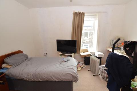 2 bedroom terraced house for sale, Mill Banks, Silsden, Keighley, West Yorkshire