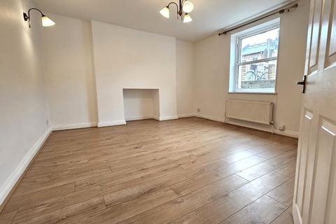 1 bedroom flat for sale, Amyand Park Road, 7 mins walk Station