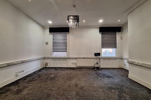 Property to rent, Park Place, Cheetham Hill, Manchester, M4