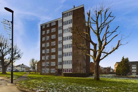 Chertsey Crescent, New Addington, Croydon