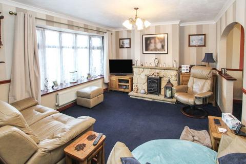 44 Blean View Road, Herne Bay, CT6 7RA
