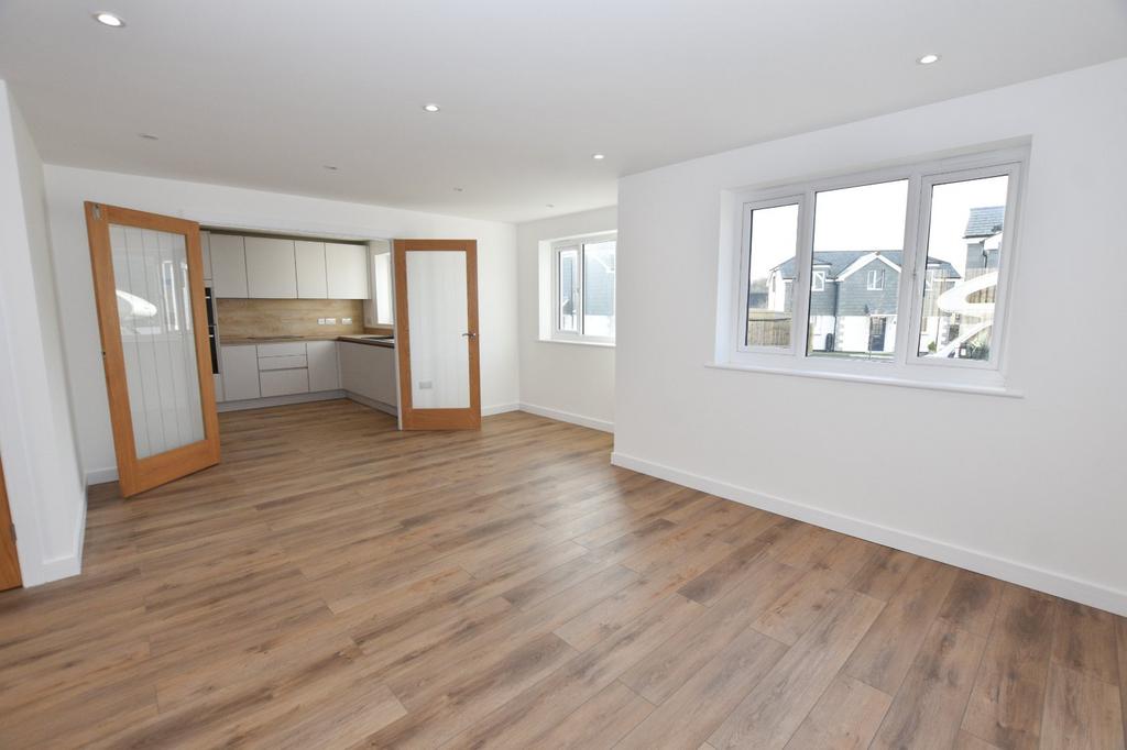 Lounge/Kitchen