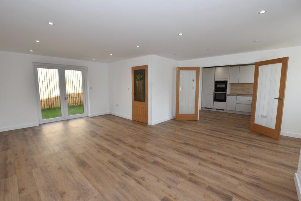 Lounge Kitchen