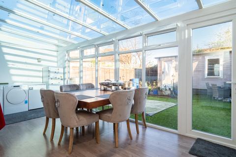 1 Antrobus Close, Sutton, SM1 2EL