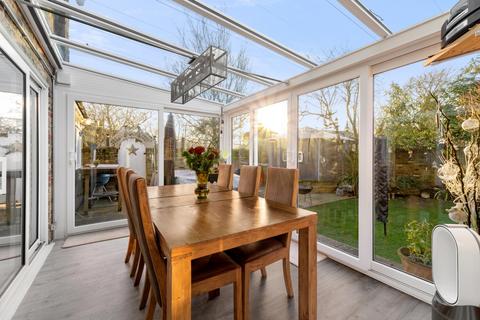 11 Falcon Close, Sawbridgeworth, CM21 0AX