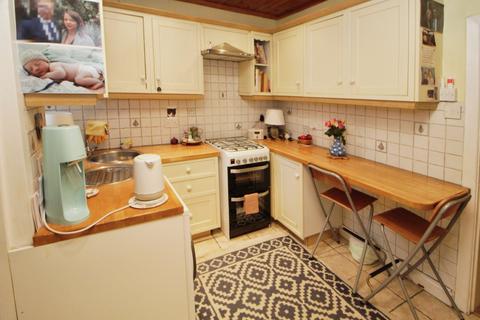 2 bedroom terraced house for sale, Town Lane, Glossop SK13