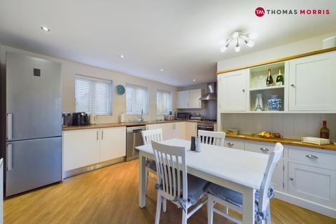 4 bedroom detached house for sale, Freston Close, Cambridgeshire PE27