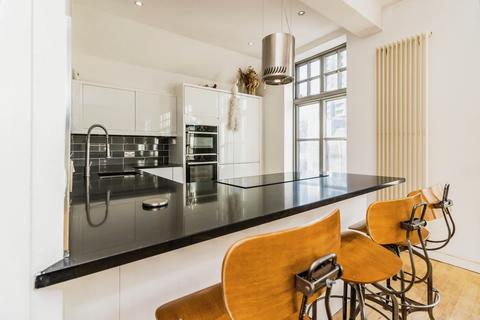 Flat 30, Model Lodging House Bloom Street, Salford, M3 6AJ