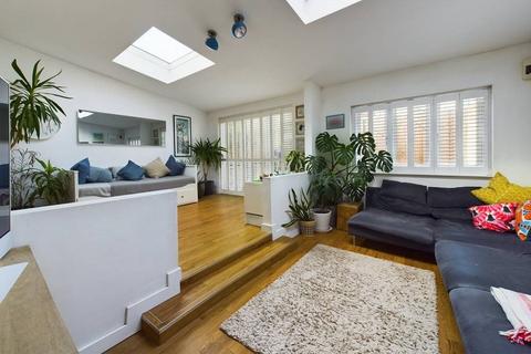 2 bedroom maisonette for sale, The Grange, Bristol BS20