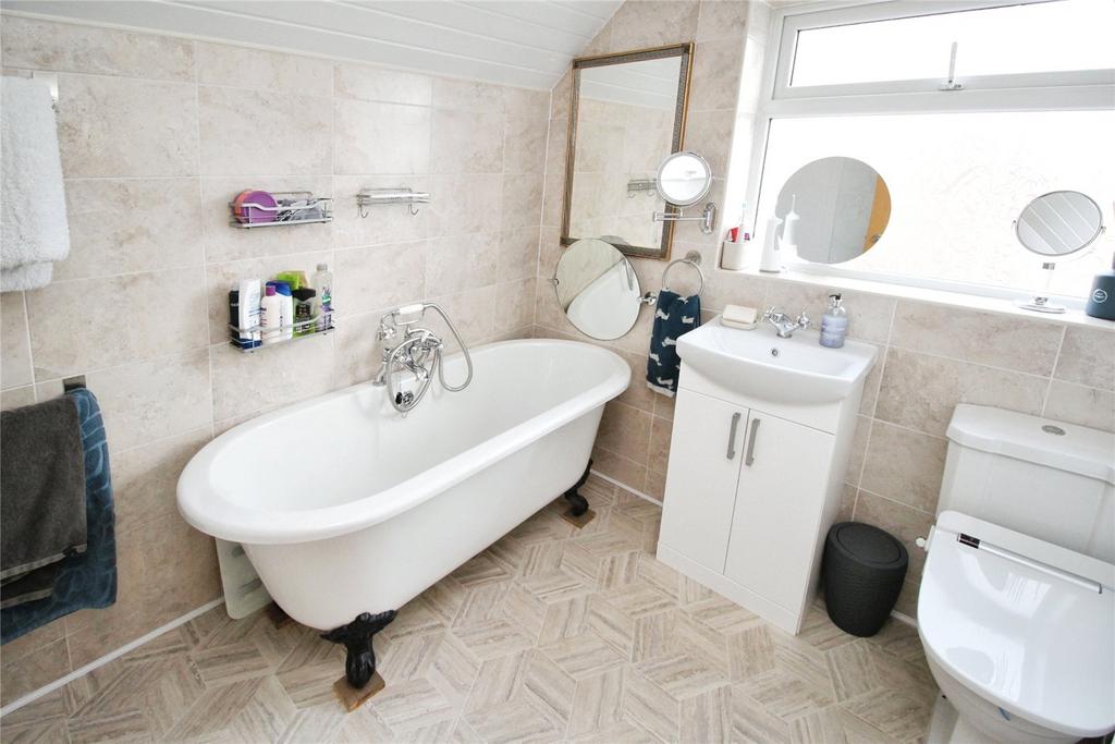 Bathroom/Wc