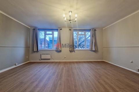 2 bedroom maisonette to rent, High Street, Rayleigh SS6