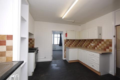 1 bedroom flat for sale, Lodge Avenue, Dagenham, RM8