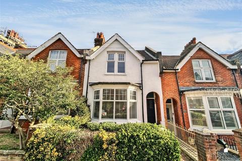 3 bedroom terraced house for sale, Hurst Road, Eastbourne BN21