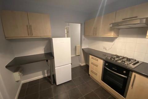 2 bedroom flat to rent, Ballbrook Avenue, Didsbury, Manchester