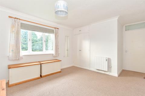 2 bedroom flat for sale, East Meon Road, Waterlooville, Hampshire