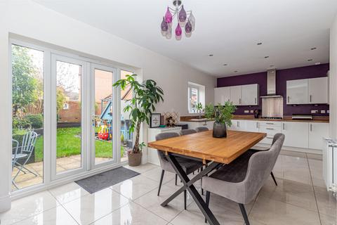 4 bedroom detached house for sale, Shadow Close, Cofton Hackett, Birmingham. B45