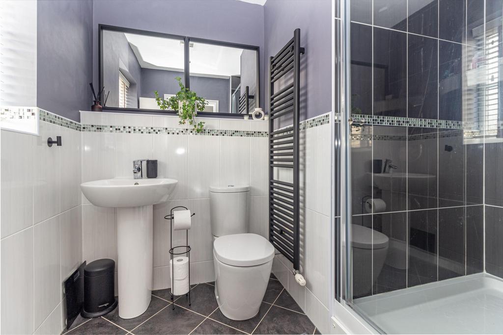Ensuite