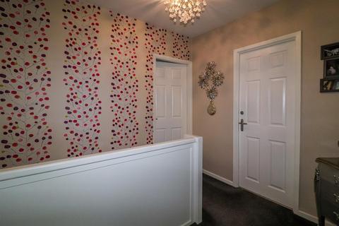 30 Athold Drive, Ossett, WF5 0PX