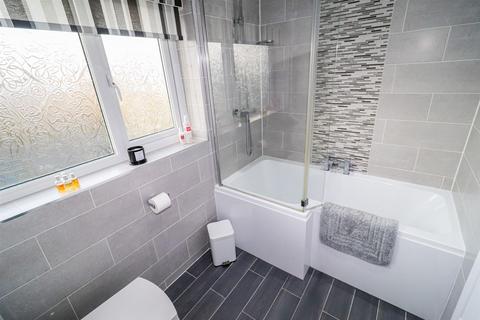 30 Athold Drive, Ossett, WF5 0PX