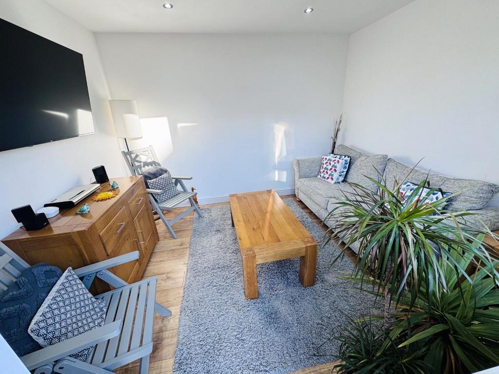 Summer room