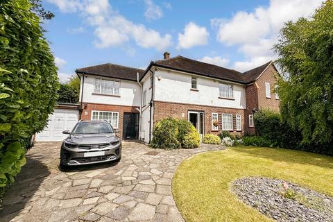 4 bedroom semi-detached house for sale, Fairfield Way, Coulsdon, Surrey