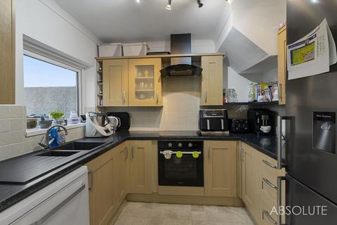 17 Batson Gardens, Paignton, TQ4 5LT