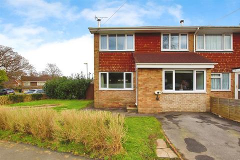 4 bedroom semi-detached house for sale, Hartley Close, Dibden Purlieu, Southampton