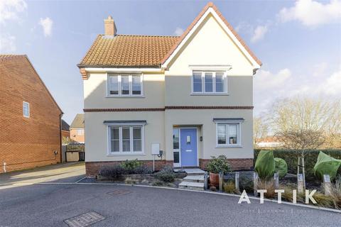 4 bedroom detached house for sale, Harvest Road, Attleborough