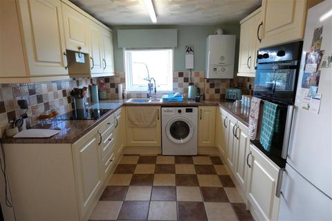 3 bedroom end of terrace house for sale, Llanteg Park, Llanteg, Narberth