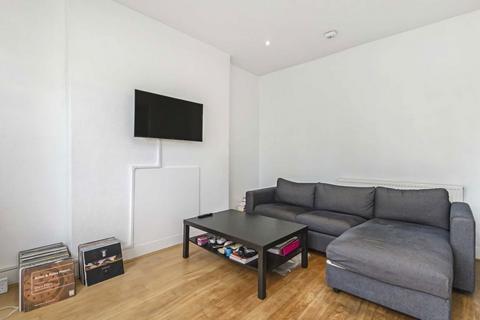 1 bedroom flat to rent, Victoria Road, London NW6