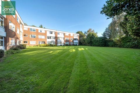 2 bedroom flat for sale, St. Andrews Gardens, Church Road, Worthing, West Sussex, BN13