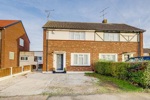 2 bedroom semi-detached house for sale, Hatley Gardens, Benfleet, SS7